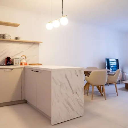 T3 Neuve Centre-ville 6 Couchages Apartamento