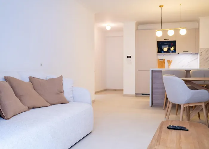 Апартаменты T3 Neuve Centre-ville 6 Couchages