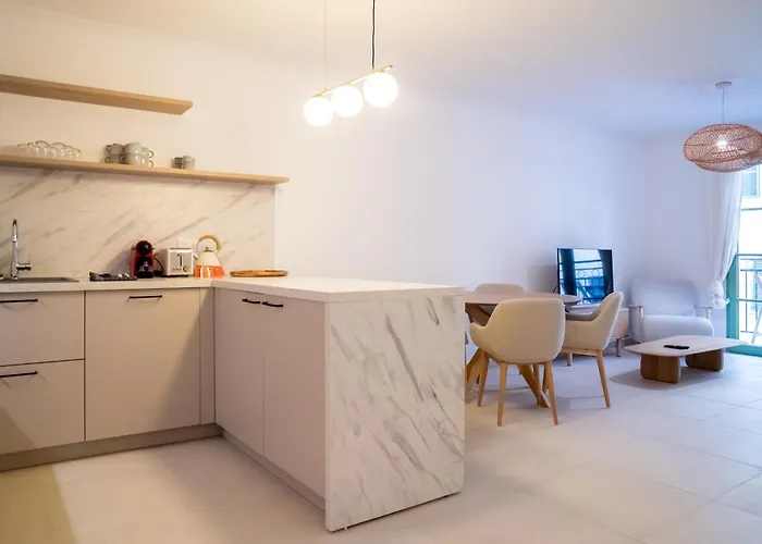 T3 Neuve Centre-ville 6 Couchages Апартаменты