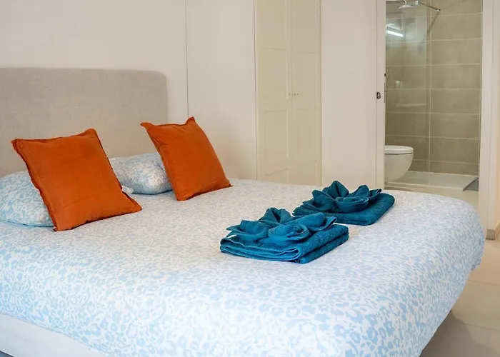 Апартаменты T3 Neuve Centre-ville 6 Couchages *